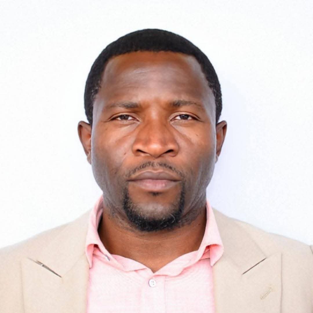 Portrait of Jonathan Mwendelema l.