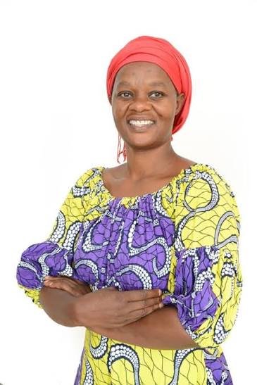 Portrait of Emelda Munashabantu